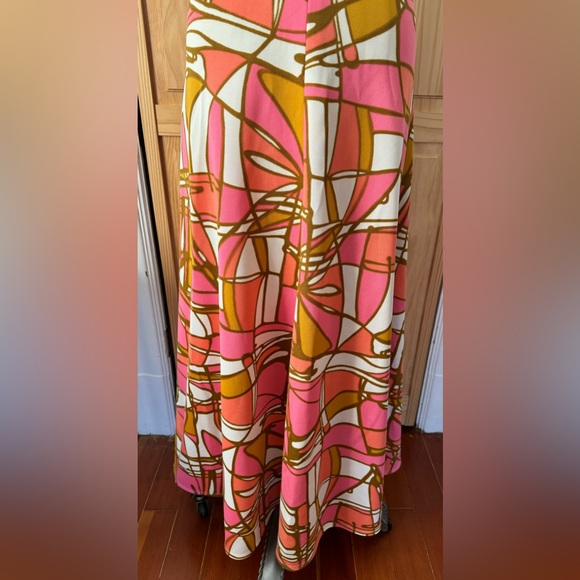 1970s Geometric Print Polyester Halter Maxi Dress - Picture 8 of 8